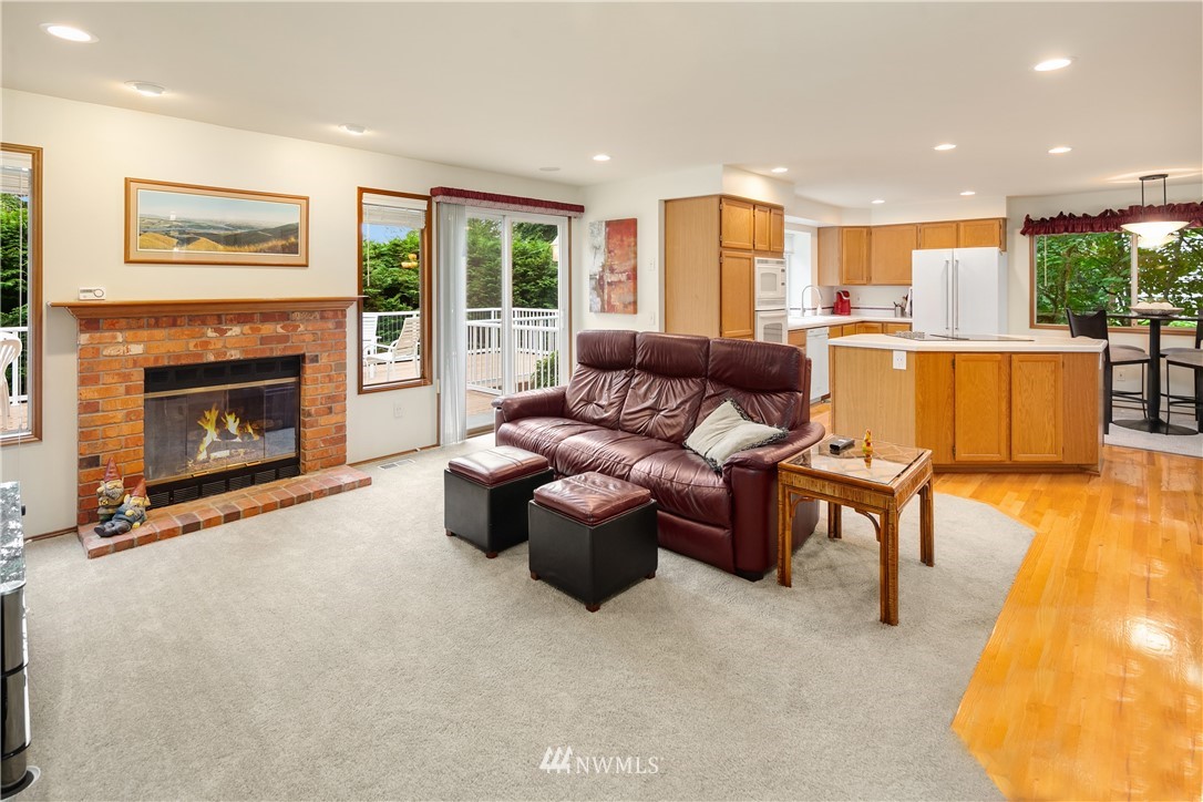 10911 Northeast 157th Street Bothell, WA 98011 - Photo 11 of 19 Gallery Image 11