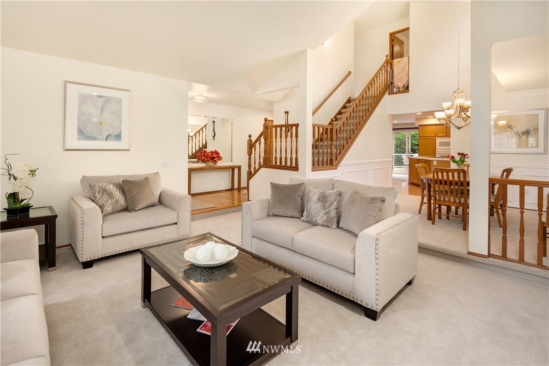 10911 Northeast 157th Street Bothell, WA 98011 - Photo 5 of 19 Gallery Image 5