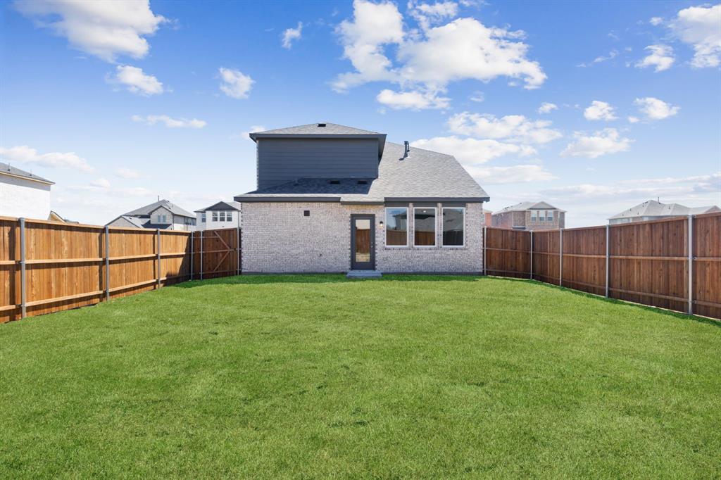 409 Magellan Road Seagoville, TX 75159 - Photo 21 of 40 Representative Photo - New Construction in Progress *