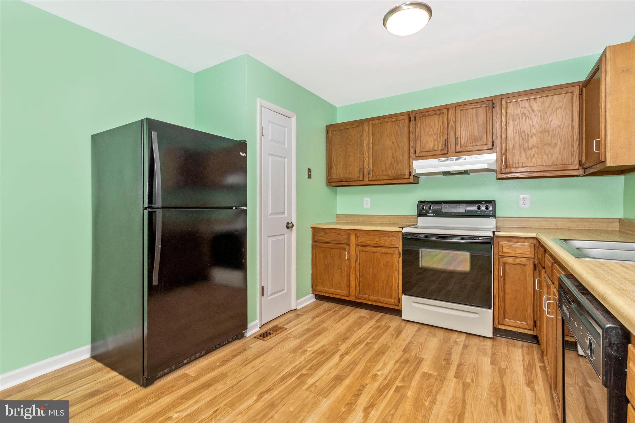 1224 Old Manchester Road Westminster, MD 21157 - Photo 9 of 35 Kitchen
