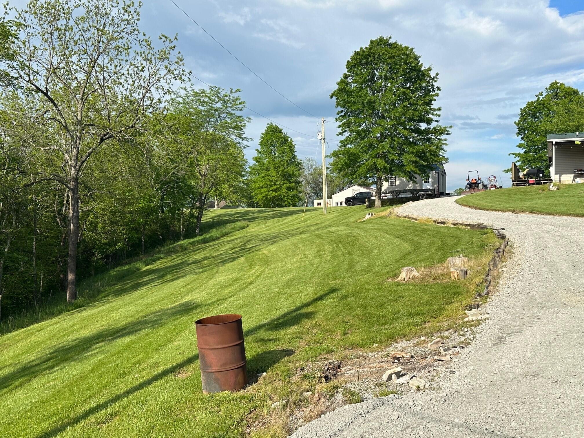 917 Wolf Run Road Germantown, KY 41044 - Photo 12 of 29 Gallery Image 12