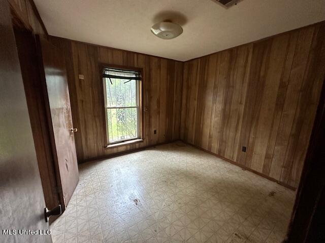 181 Van Zandt Rd Extension Braxton, MS 39044 - Photo 5 of 11 IMG_0249