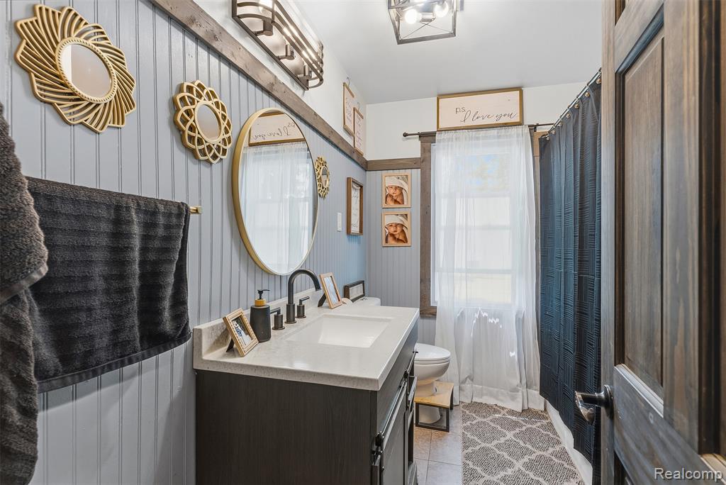 8403 Miller Road Swartz Creek, MI 48473 - Photo 14 of 37