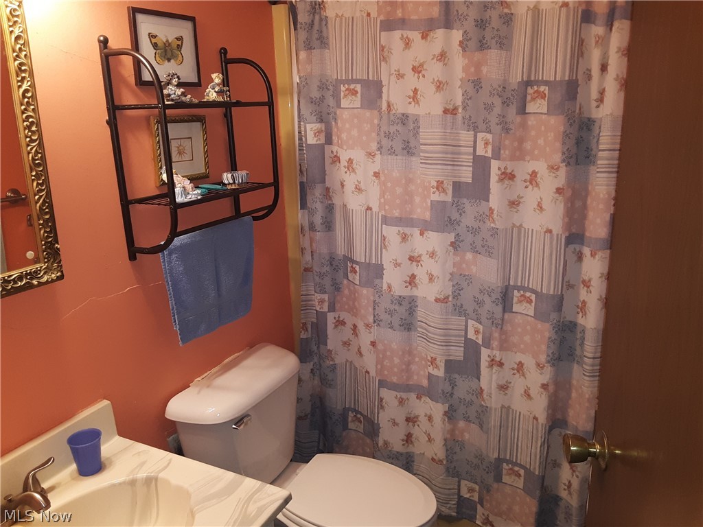 4996 Ayers Road Andover, OH 44003 - Photo 8 of 11 Gallery Image 8
