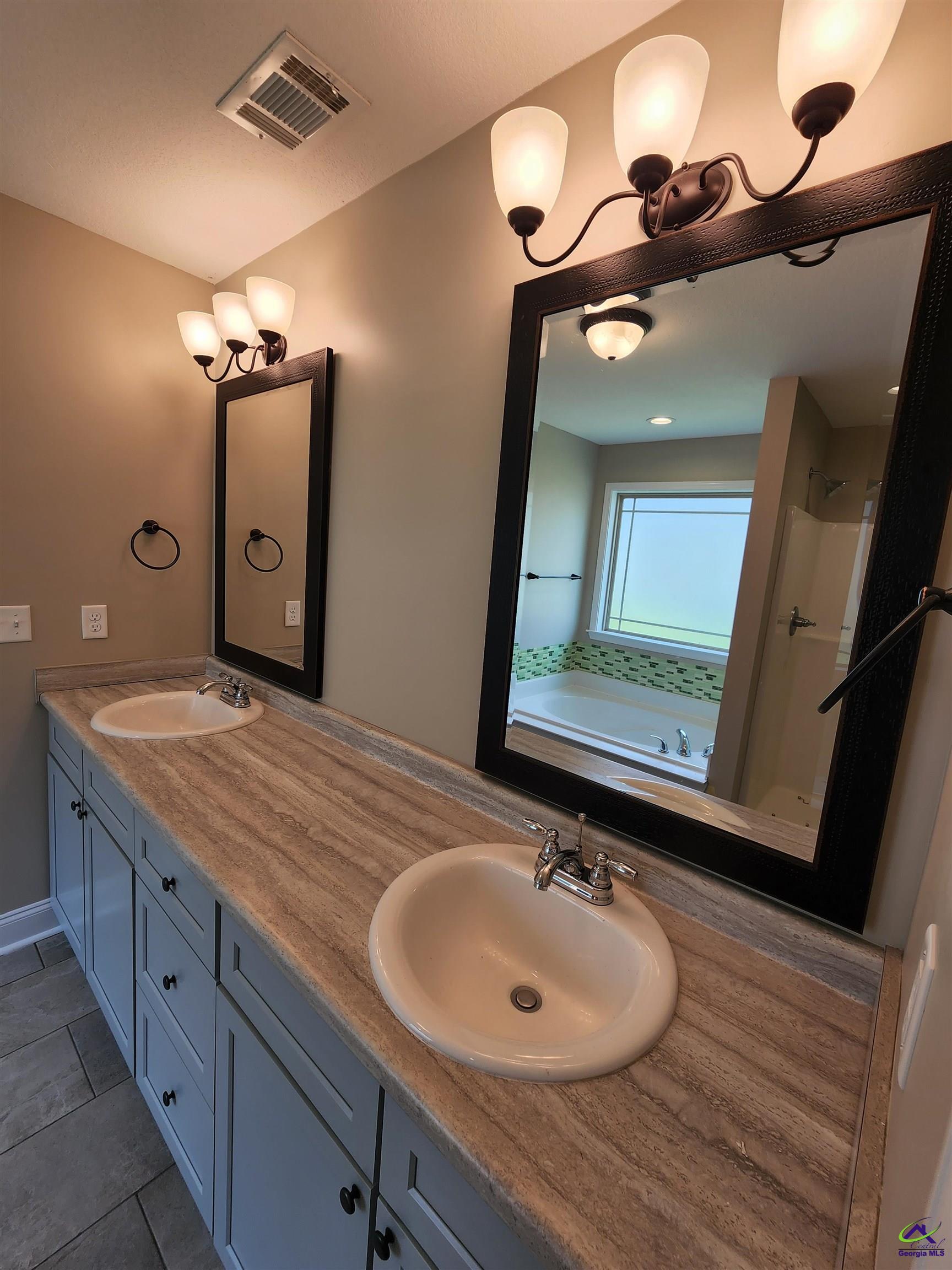 107 Gloucester Road Bonaire, GA 31005 - Photo 11 of 21