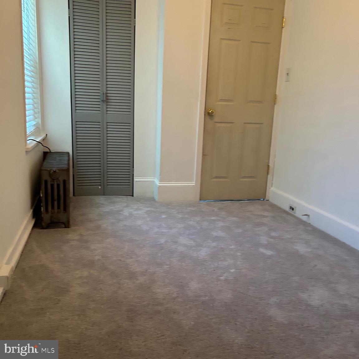 431 Broad Street Spring City, PA 19475 - Photo 27 of 42 an empty room with closet