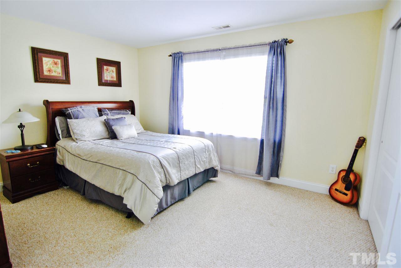 11206 Ridgegate Drive Raleigh, NC 27617 - Photo 12 of 15 Gallery Image 12