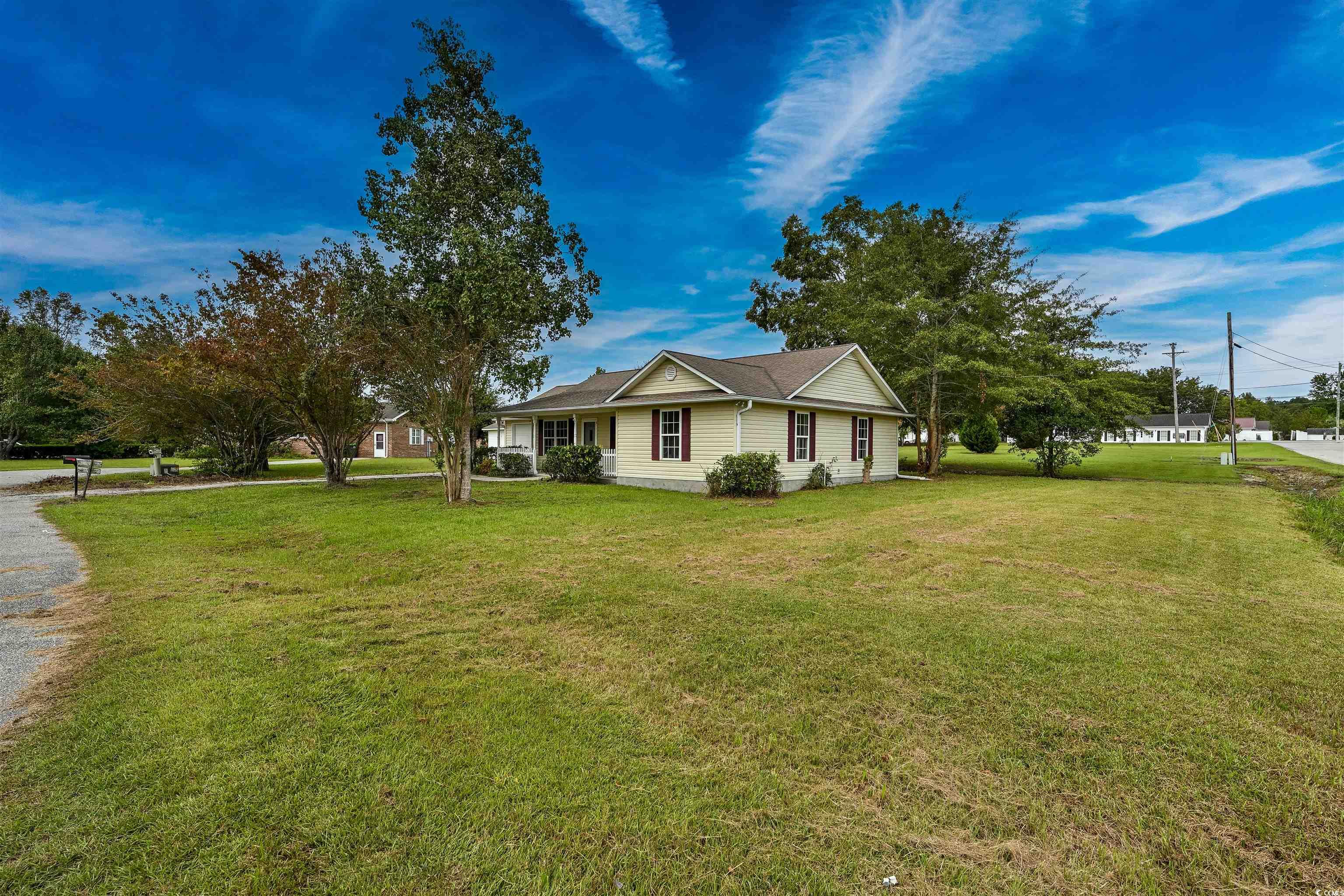 4935 Trooper Lane Loris, SC 29569 - Photo 3 of 26