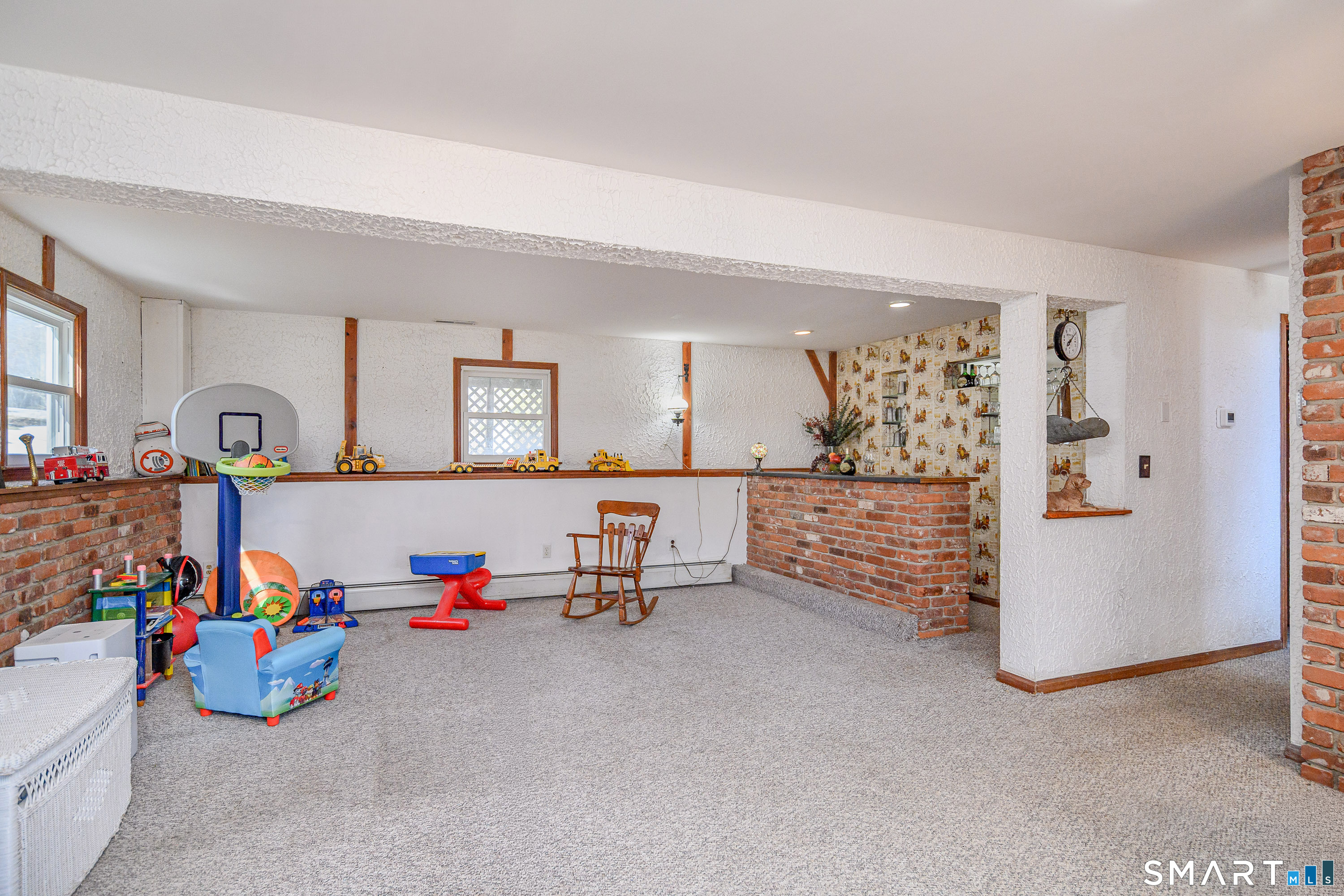 27 Jotham Road New Milford, CT 06776 - Photo 18 of 37 a view of a room with toys