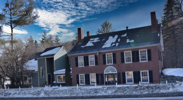 $599,000 | 27 Highway 25, Plymouth, NH 03264