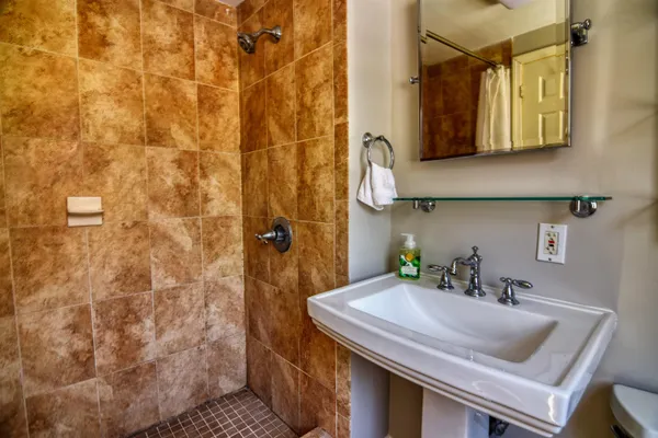 $599,000 | 27 Highway 25, Plymouth, NH 03264