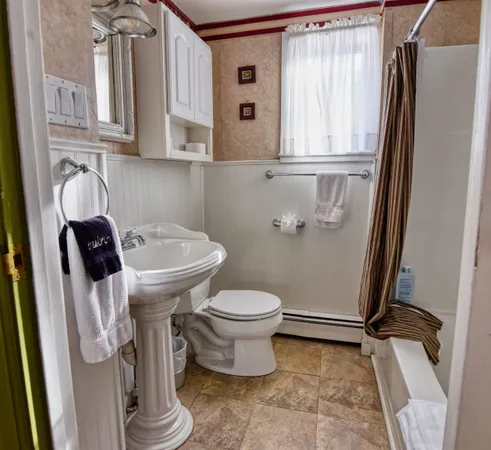 $599,000 | 27 Highway 25, Plymouth, NH 03264