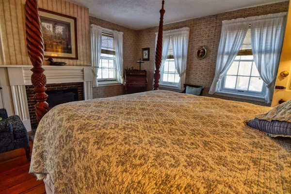 $599,000 | 27 Highway 25, Plymouth, NH 03264