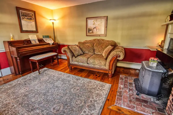 $599,000 | 27 Highway 25, Plymouth, NH 03264