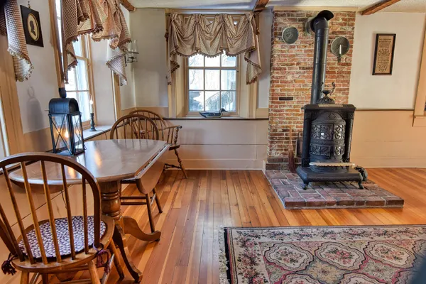 $599,000 | 27 Highway 25, Plymouth, NH 03264