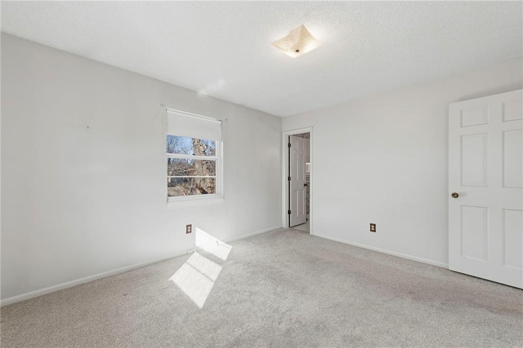 2724 Queen Ridge Drive Independence, MO 64055 - Photo 24 of 40