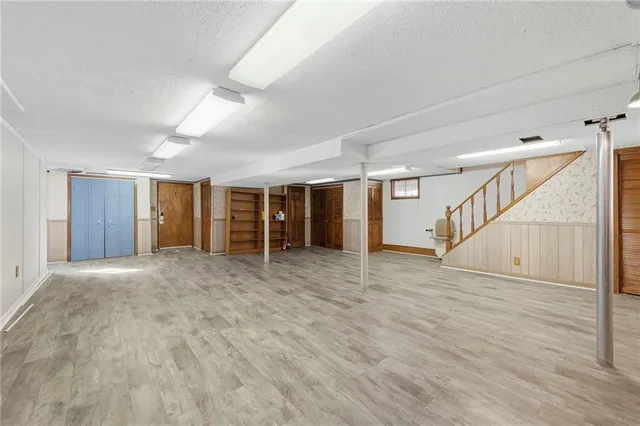 $260,000 | 2724 Queen Ridge Drive, Independence, MO 64055