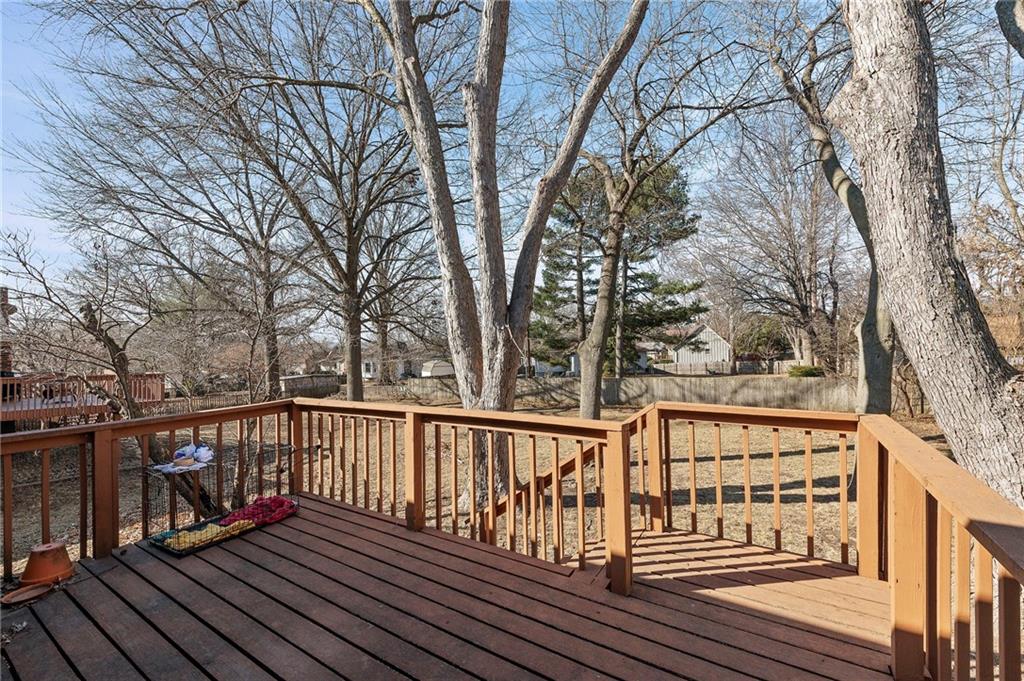 2724 Queen Ridge Drive Independence, MO 64055 - Photo 33 of 40