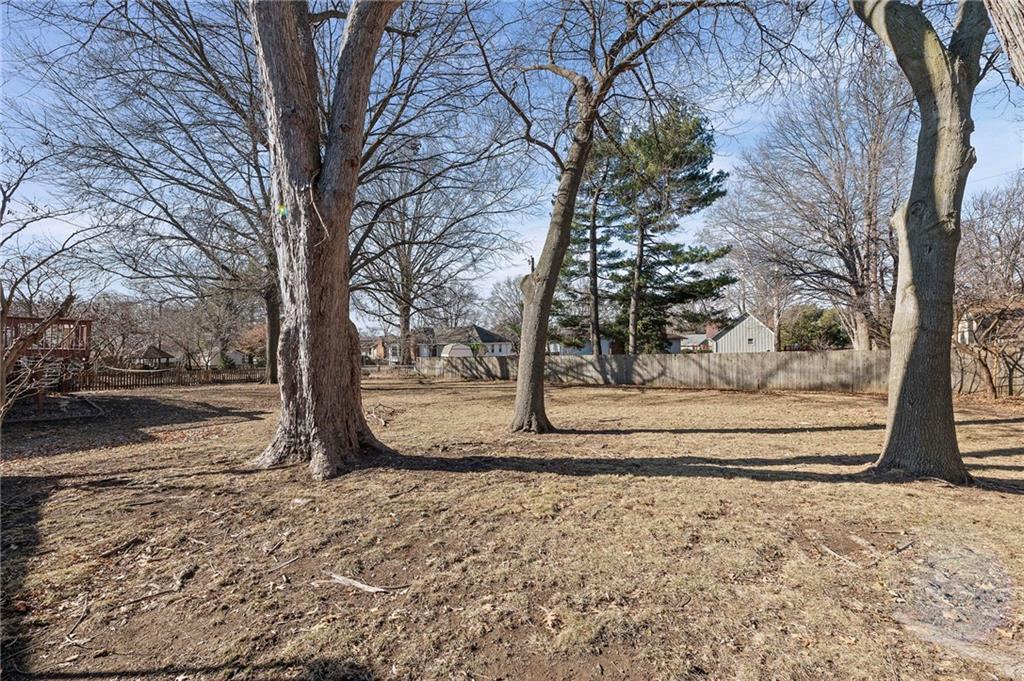 2724 Queen Ridge Drive Independence, MO 64055 - Photo 34 of 40