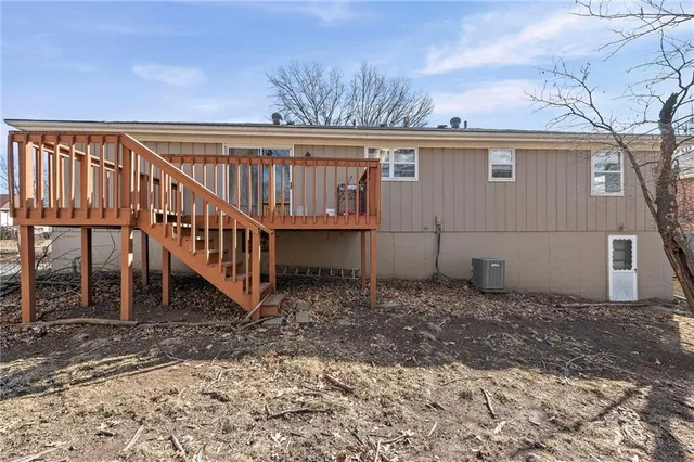 $260,000 | 2724 Queen Ridge Drive, Independence, MO 64055