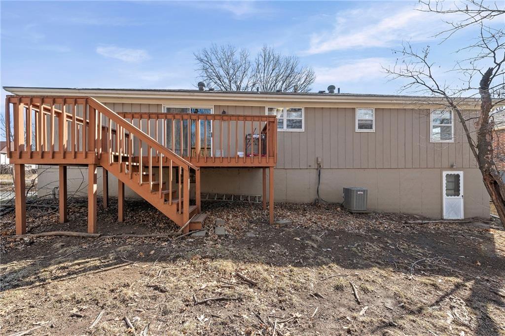 2724 Queen Ridge Drive Independence, MO 64055 - Photo 37 of 40