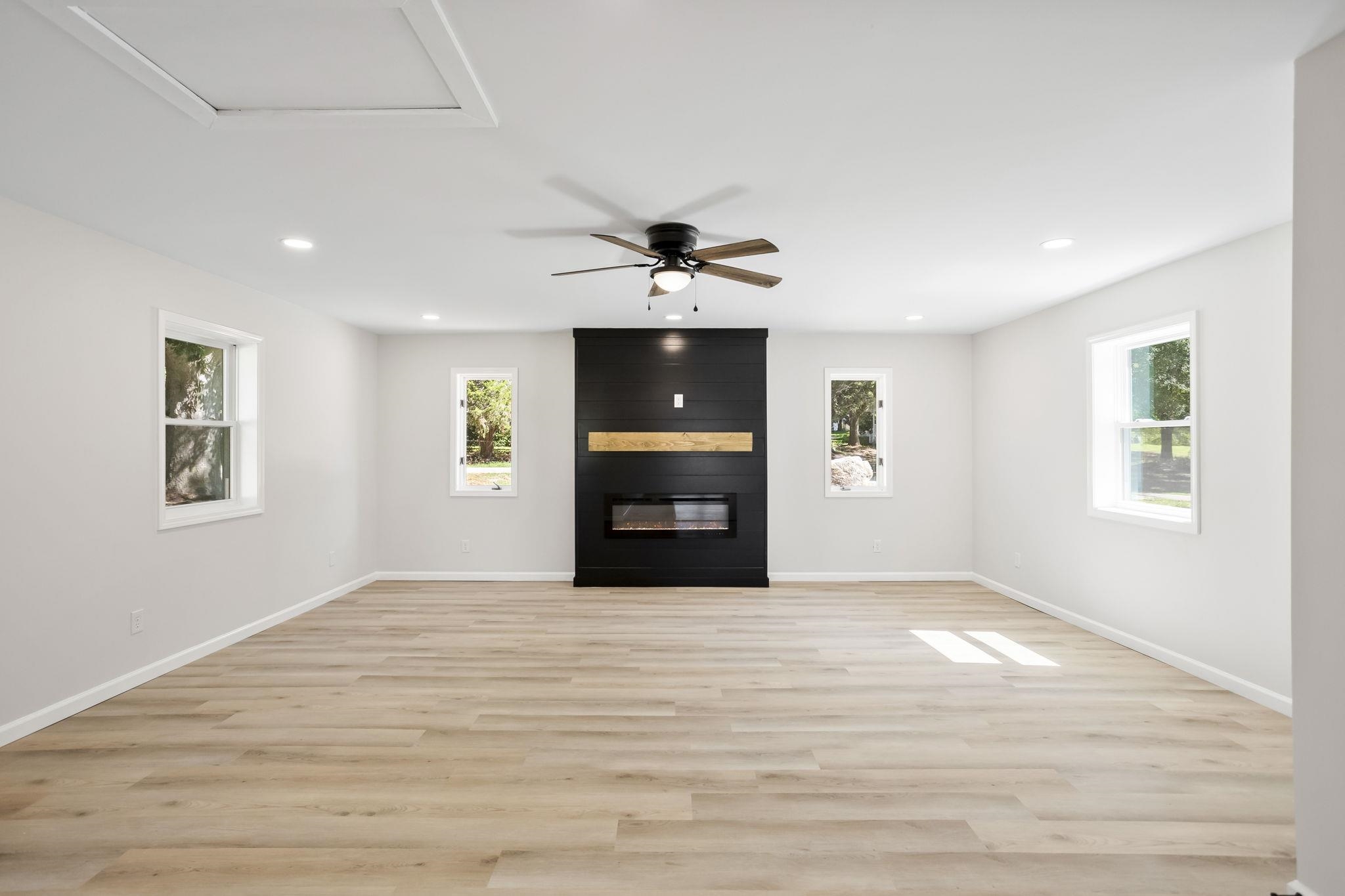 200 Spring Street Boiling Springs, SC 29316 - Photo 13 of 29 Gallery Image 13