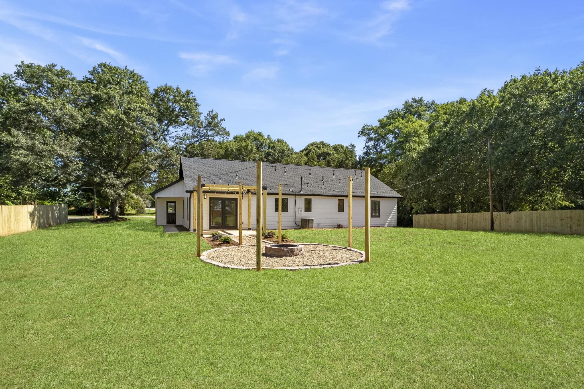 200 Spring Street Boiling Springs, SC 29316 - Photo 24 of 29 Gallery Image 24