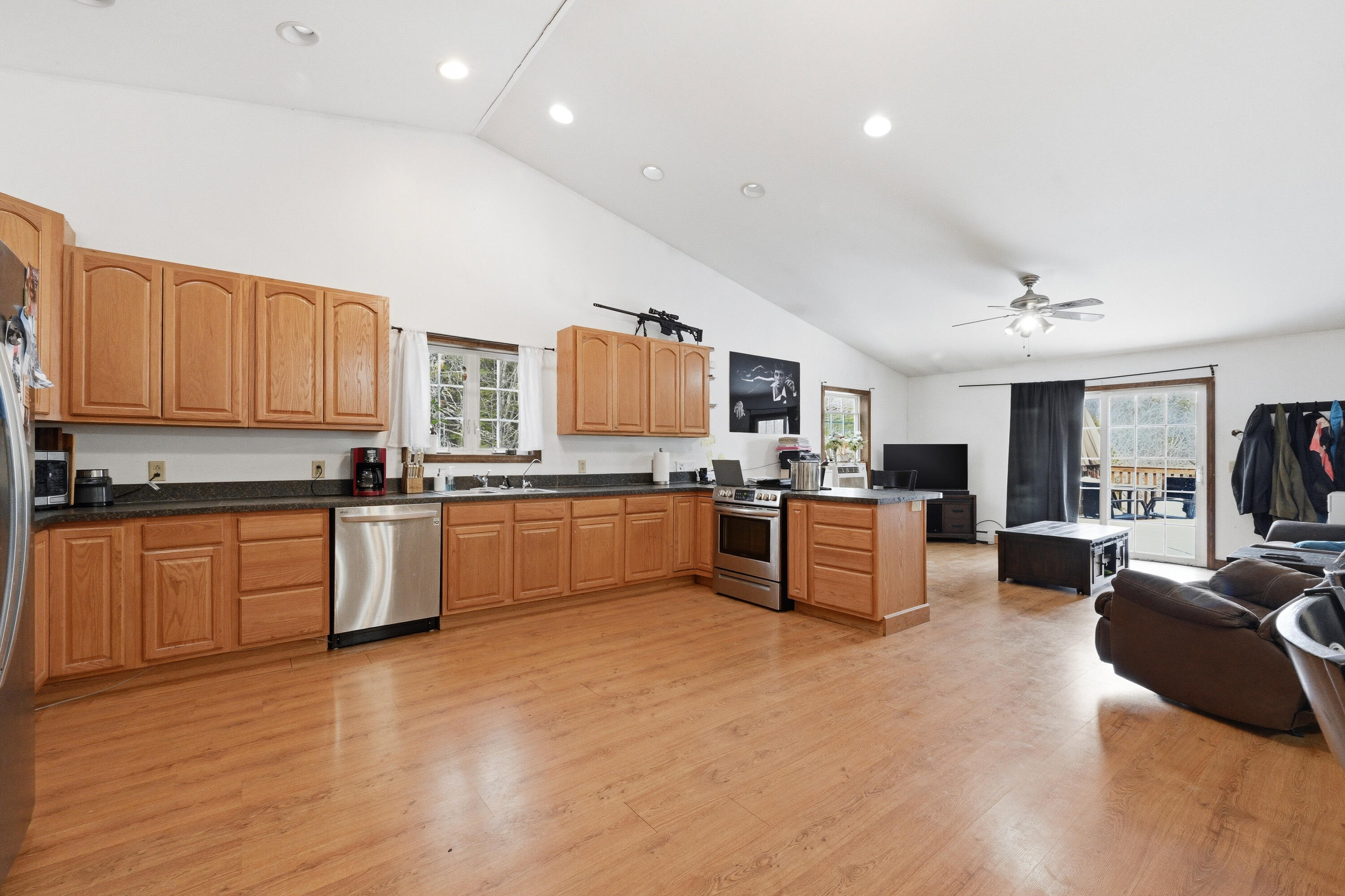 270 Mayall Road Gray, ME 04039 - Photo 8 of 39