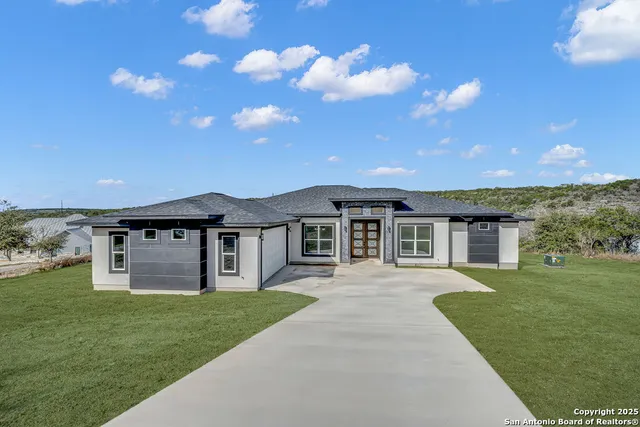 $669,900 | 257 Pr 2774, Mico, TX 78056