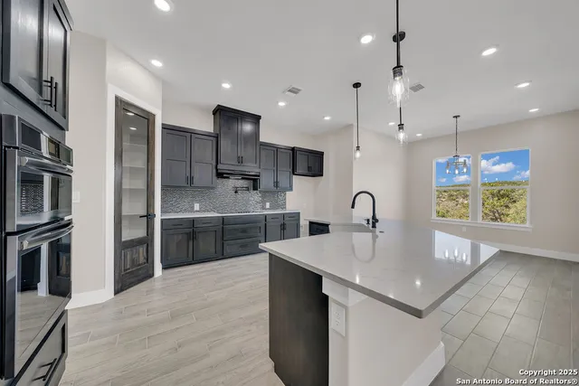 $669,900 | 257 Pr 2774, Mico, TX 78056