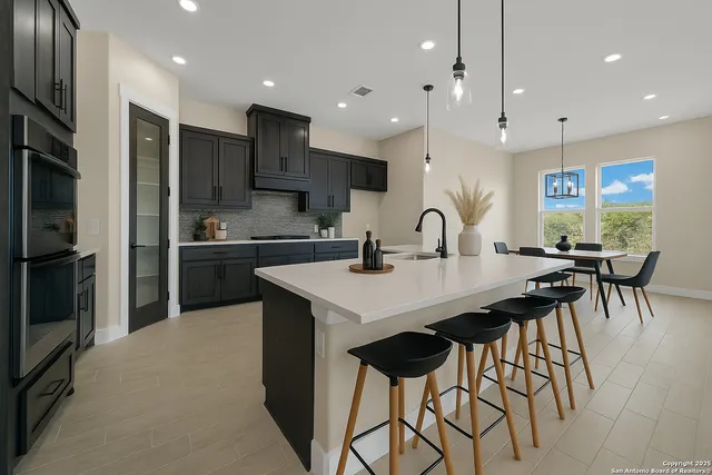 $669,900 | 257 Pr 2774, Mico, TX 78056