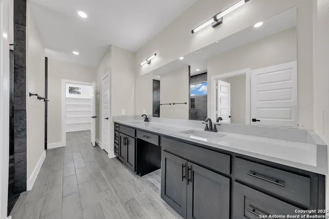 $669,900 | 257 Pr 2774, Mico, TX 78056