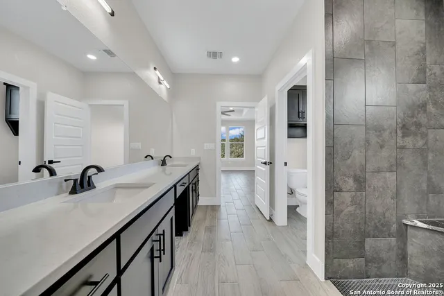 $669,900 | 257 Pr 2774, Mico, TX 78056