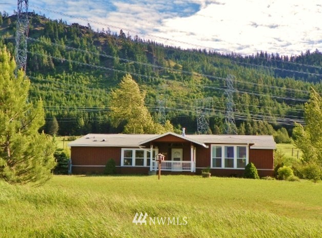 4260 Upper Peoh Point Road Cle Elum, WA 98922 - Photo 2 of 17 Gallery Image 2