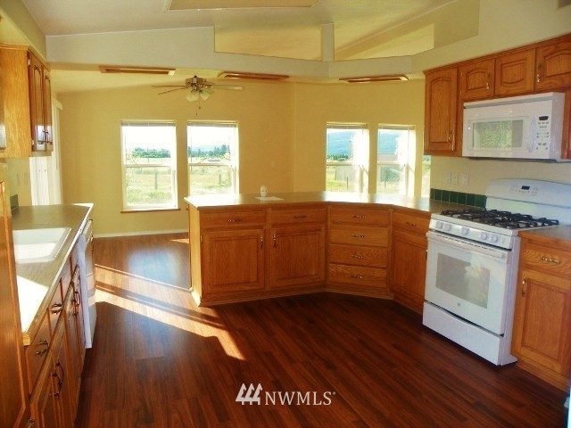 4260 Upper Peoh Point Road Cle Elum, WA 98922 - Photo 6 of 17 Gallery Image 6