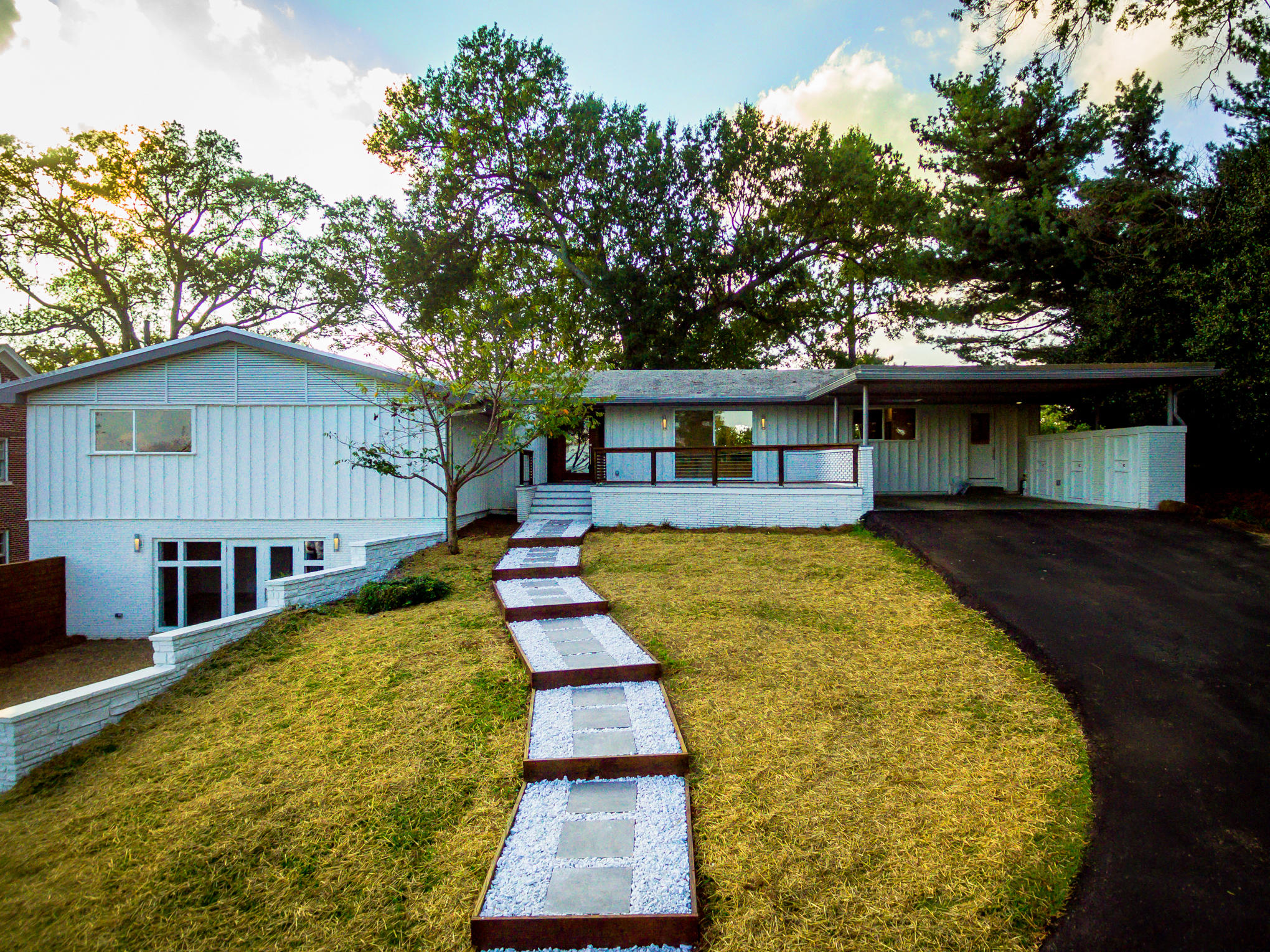 108 North Crest Road Chattanooga, TN 37404 - Photo 1 of 68 DJI_0092