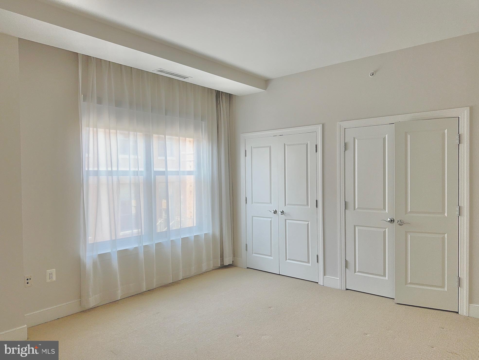 2425 L Street Northwest, Unit 730 Washington, DC 20037 - Photo 19 of 30