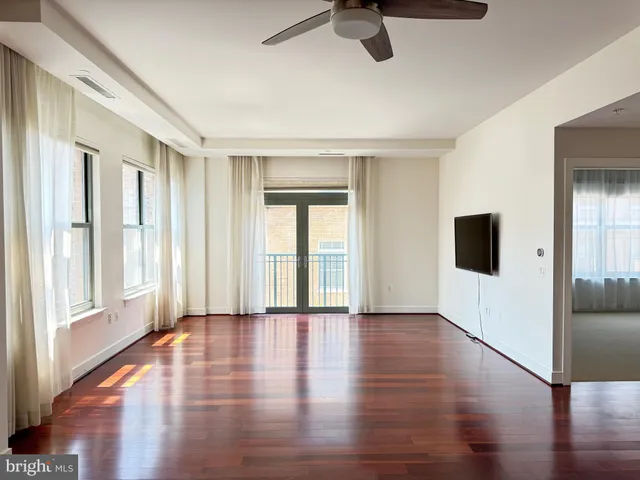 $1,300,000 | 2425 L Street Northwest, Unit 730, Washington, DC 20037