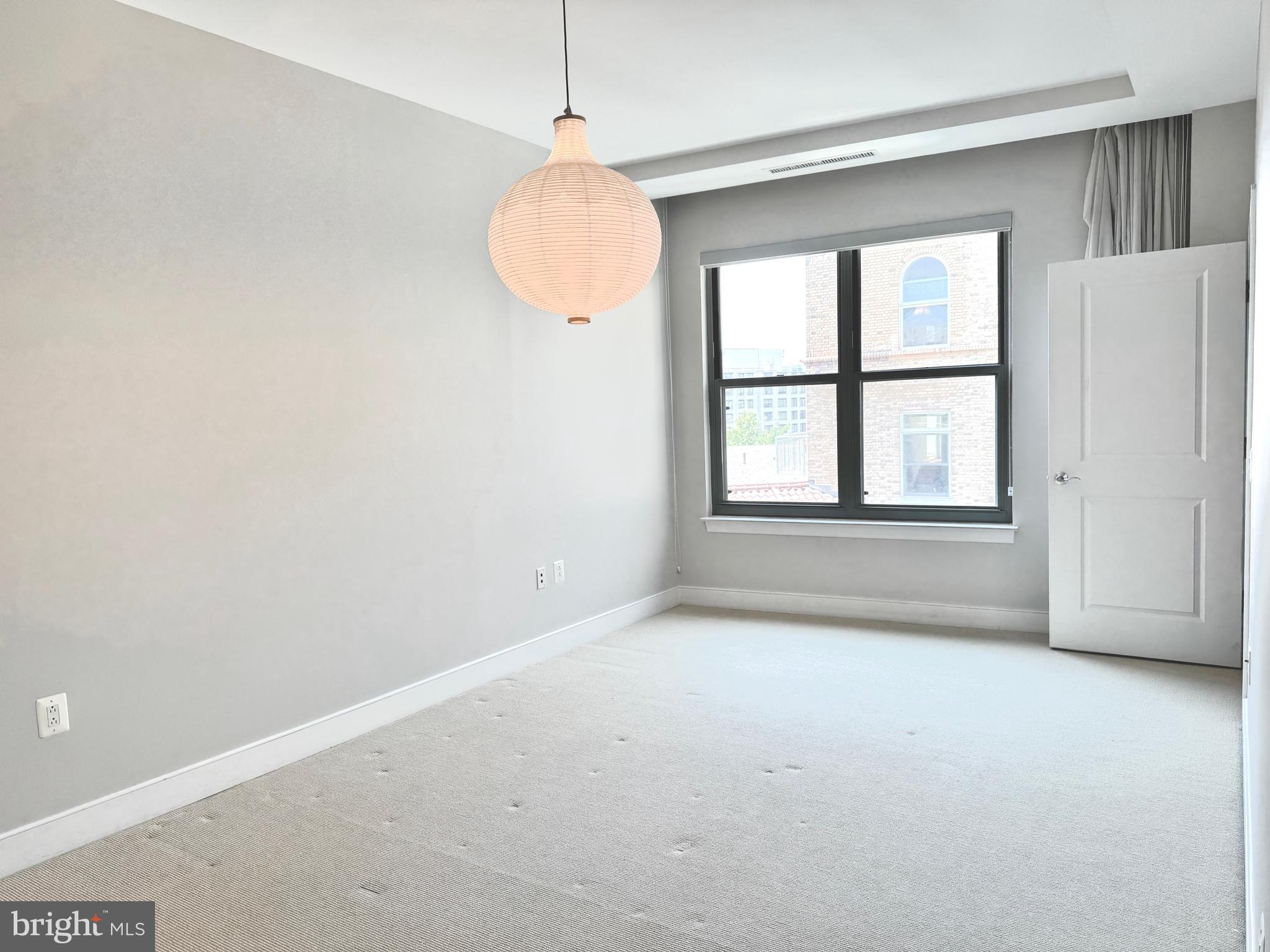 2425 L Street Northwest, Unit 730 Washington, DC 20037 - Photo 10 of 30