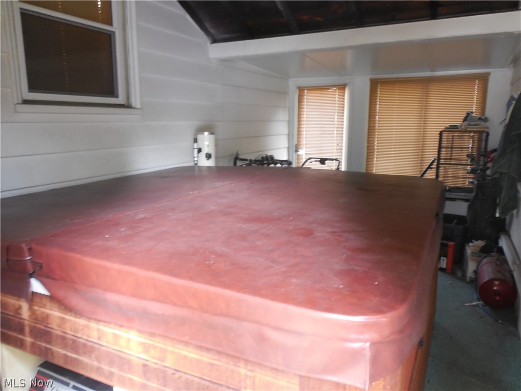 2132 Kirk Road Youngstown, OH 44511 - Photo 4 of 16
