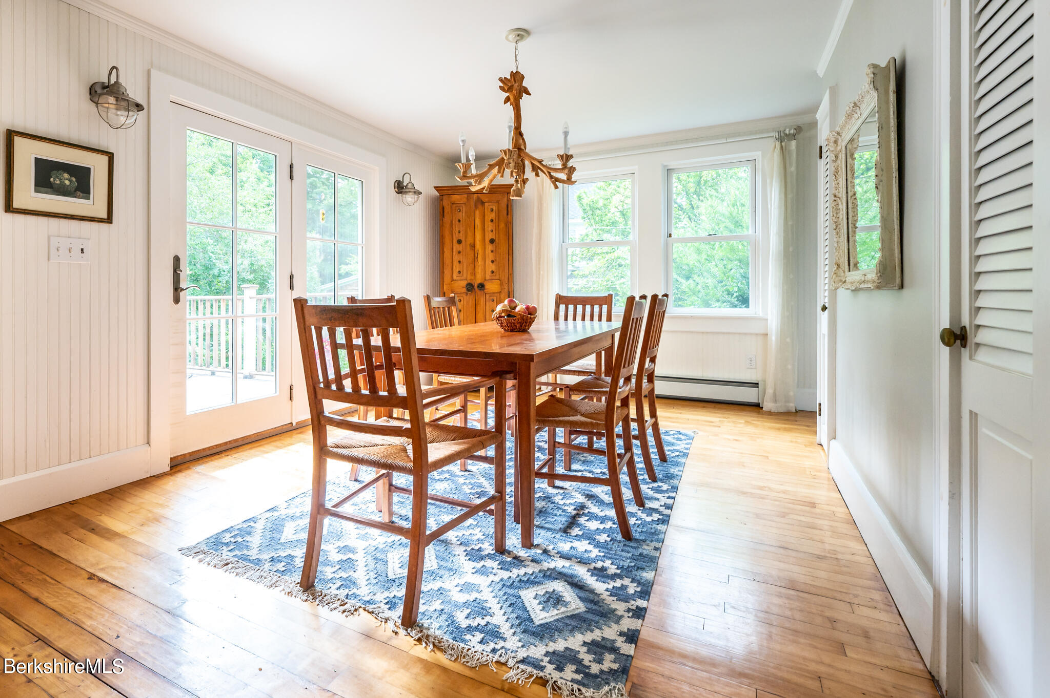 14 Yale Hill Road Stockbridge, MA 01262 - Photo 12 of 32 Dining area