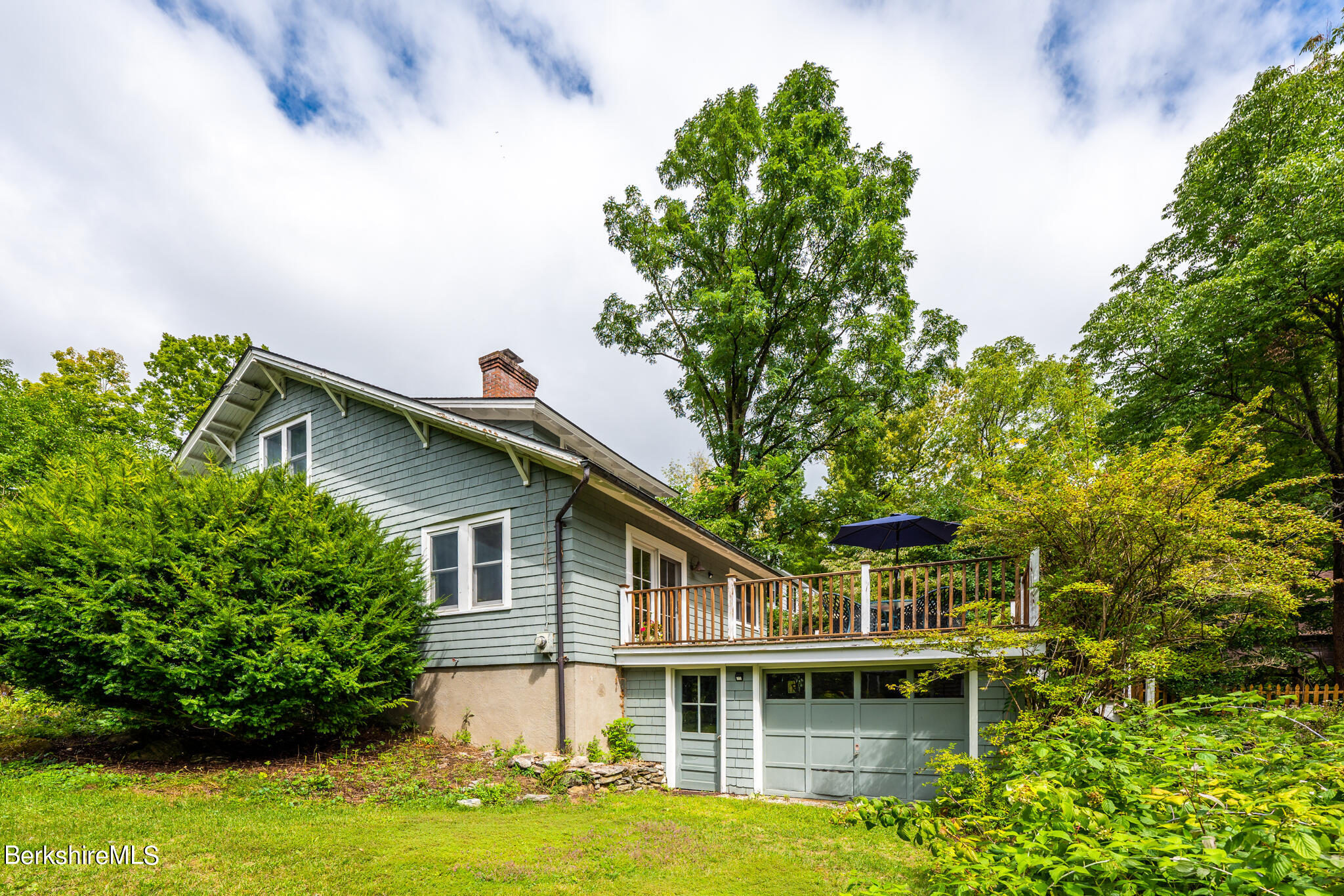 14 Yale Hill Road Stockbridge, MA 01262 - Photo 28 of 32 Garage view