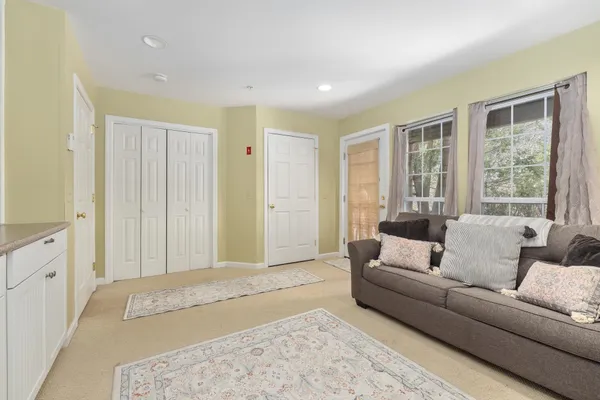 $389,000 | 2680 Hartford Avenue, Unit 14, Hartford, VT 05001