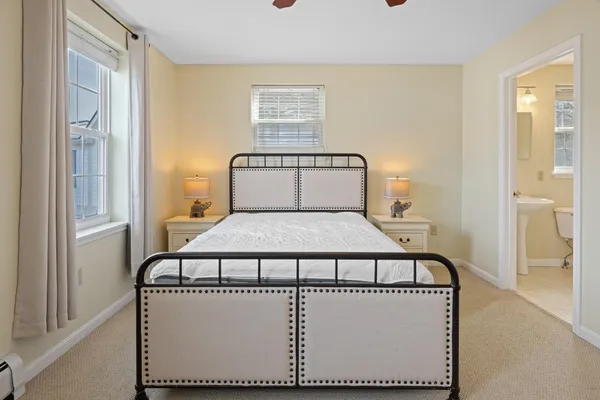 $389,000 | 2680 Hartford Avenue, Unit 14, Hartford, VT 05001