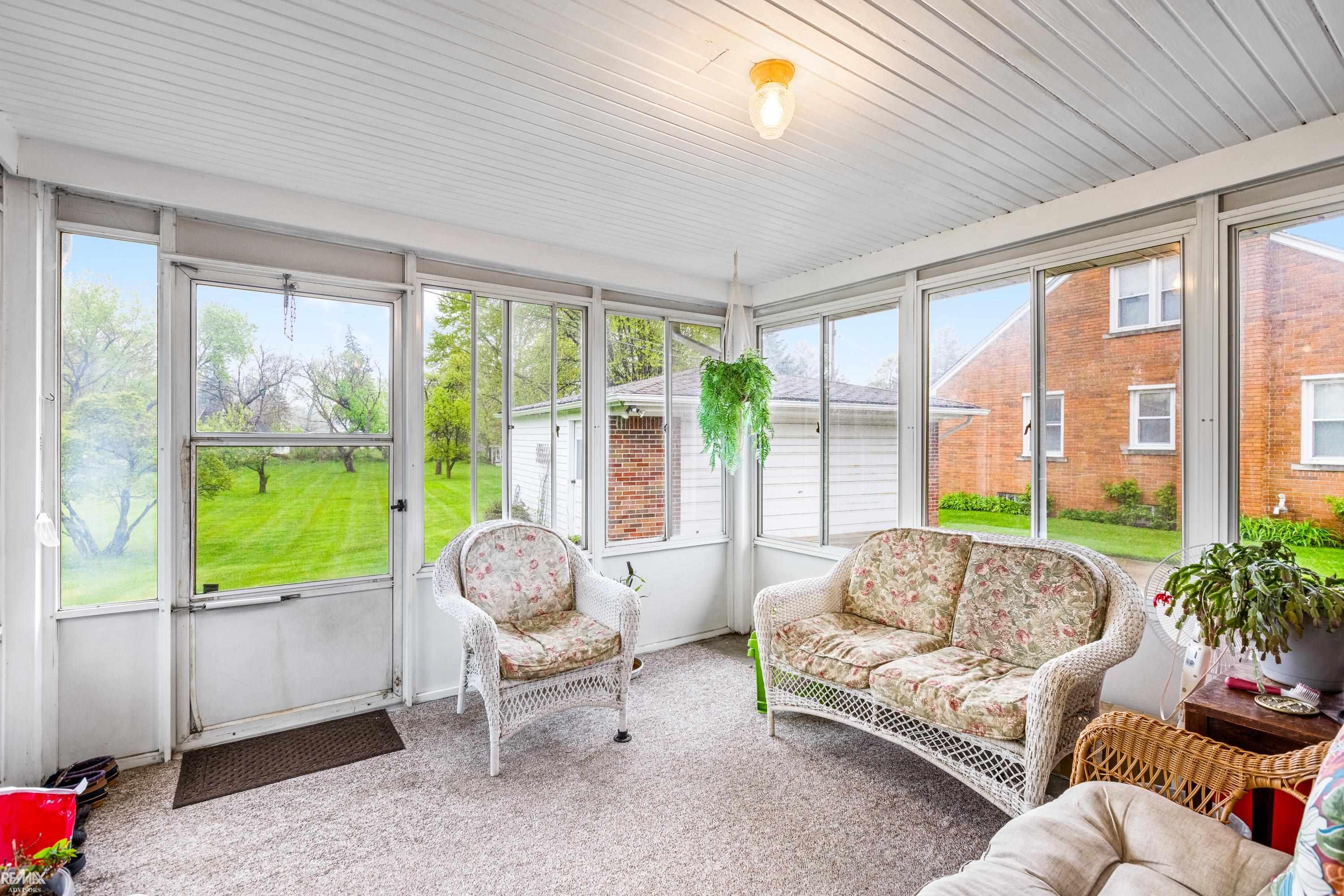 8480 Canal Road Sterling Heights, MI 48314 - Photo 11 of 32 50141458-77c9ebf9-dbf3-42dd-ad41-d4fc19412f52.JPG