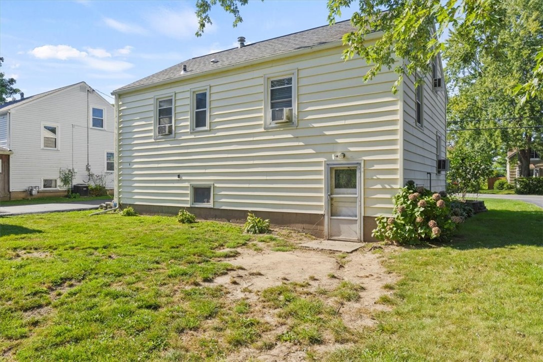 309 Lowden Point Road Greece, NY 14612 - Photo 24 of 32