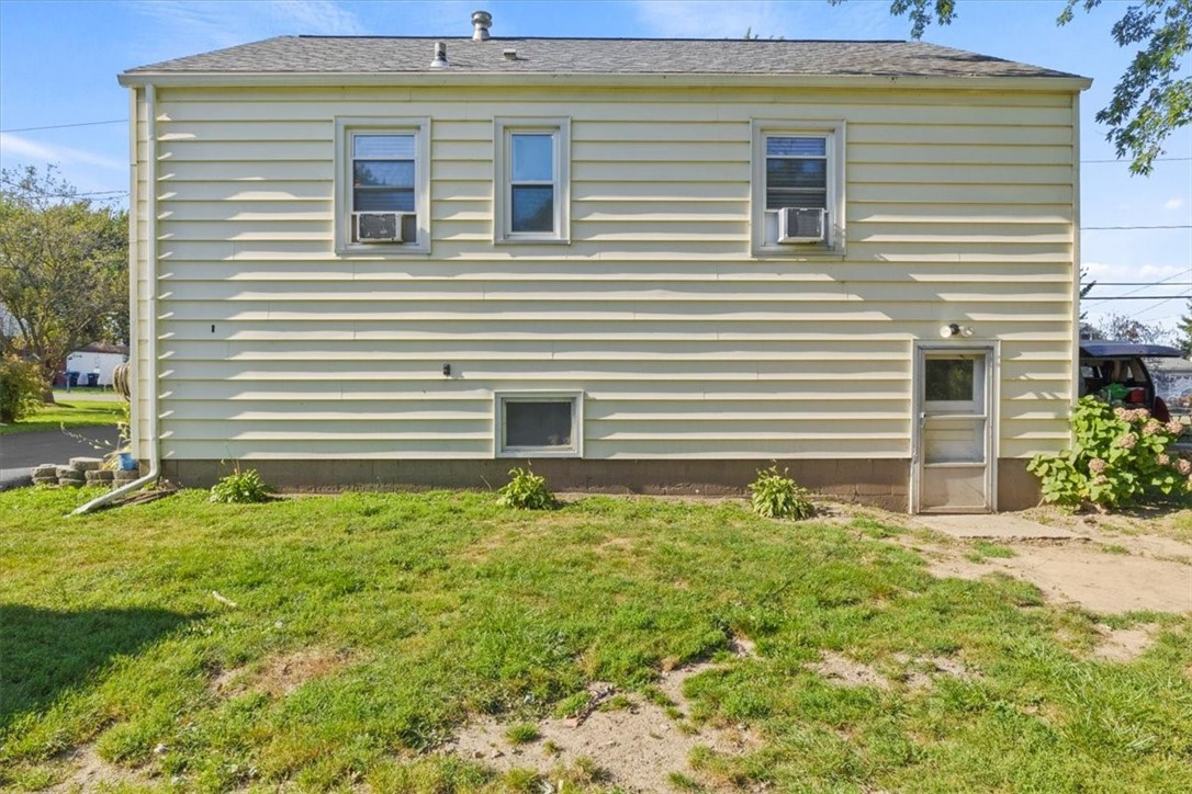 309 Lowden Point Road Greece, NY 14612 - Photo 25 of 32