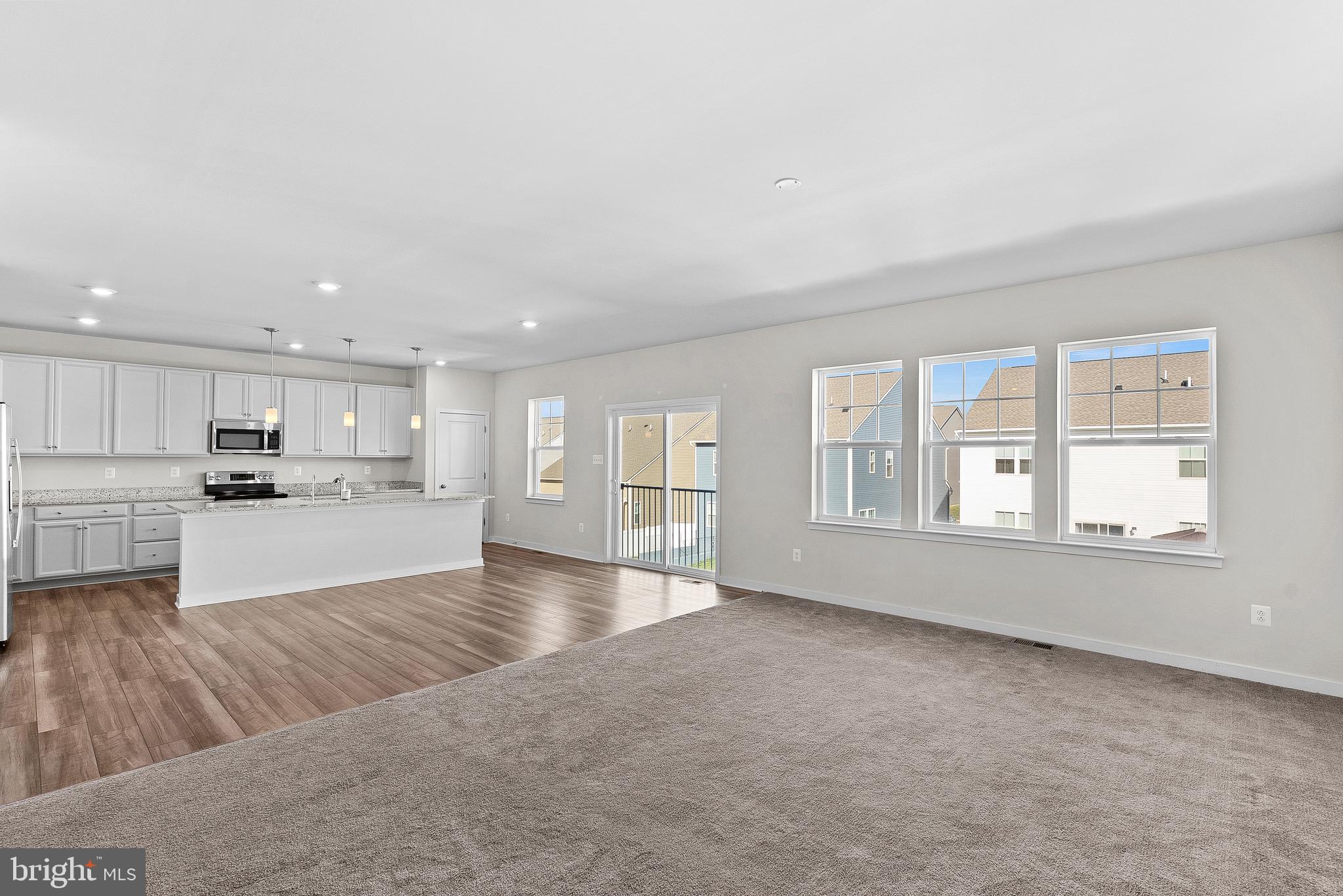 261 Short Br Drive Ranson, WV 25438 - Photo 17 of 71 Living Room
