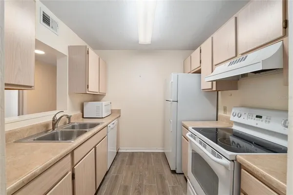 $155,000 | 2360 Southwest Archer Road, Unit 706, Gainesville, FL 32608