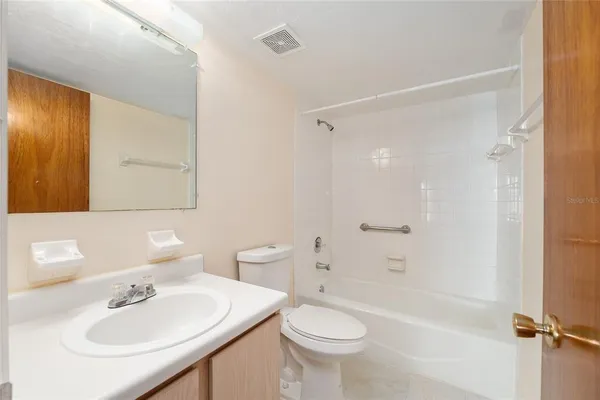 $155,000 | 2360 Southwest Archer Road, Unit 706, Gainesville, FL 32608